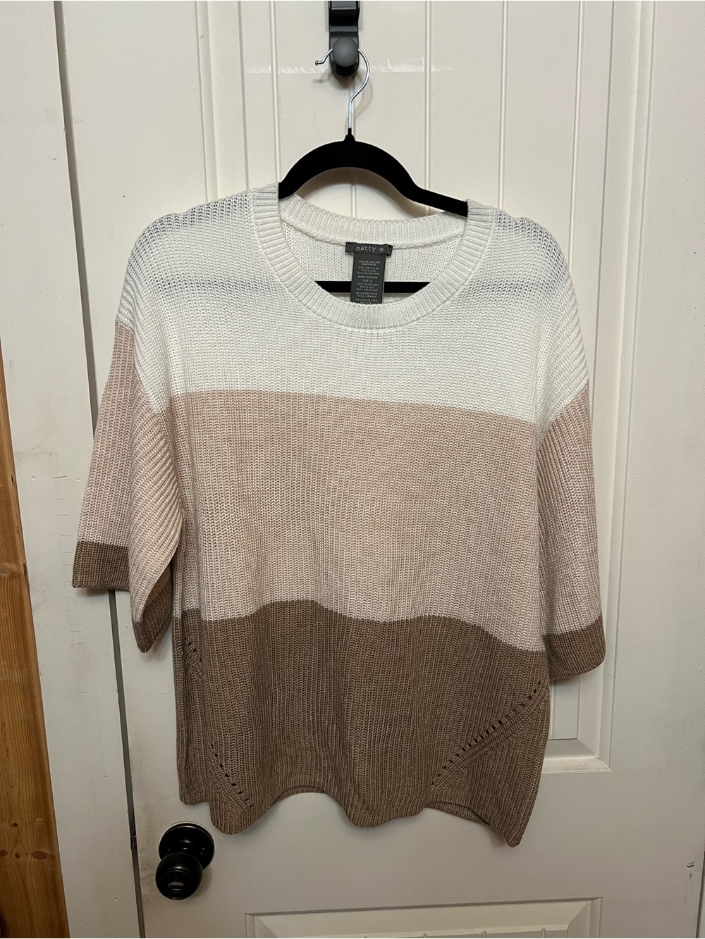 Women’s Colorblock Crewneck Sweater - White & Beige